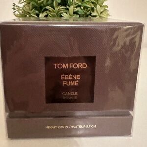 Tom Ford Ébène Fumé Candle - Elegant Brown